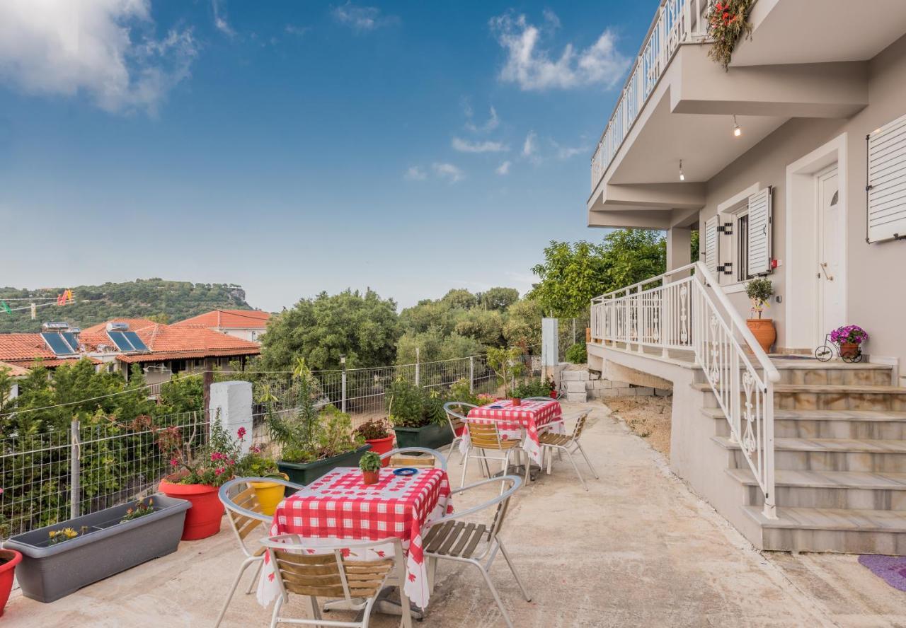Domus Lukas Apartments Μαραθιάς Εξωτερικό φωτογραφία