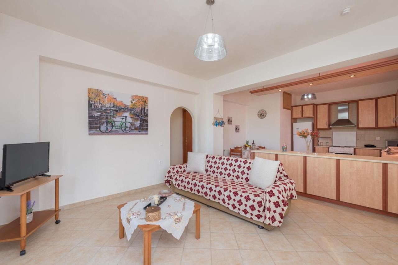 Domus Lukas Apartments Μαραθιάς Εξωτερικό φωτογραφία
