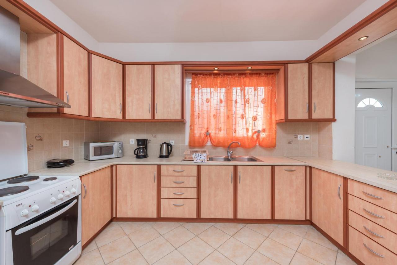 Domus Lukas Apartments Μαραθιάς Εξωτερικό φωτογραφία
